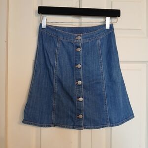 H&M Buttoned Blue Jean Cotton Skirt Size 4